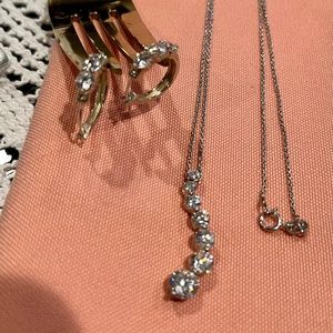 White Cubic Zirconia stones, Silver Necklace and Earrings set